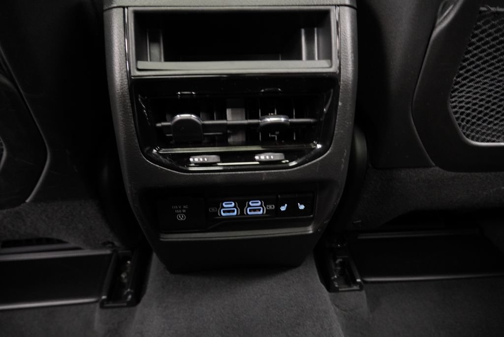Certified 2024 Jeep Grand Cherokee Limited AWD/4WD image 18
