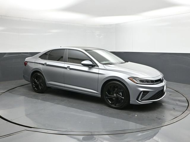 New 2026 Volkswagen Jetta SE FWD image 17