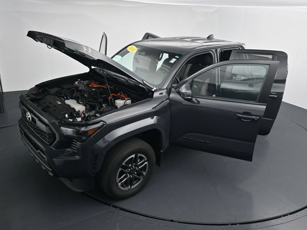 Used 2024 Toyota Tacoma TRD Sport w/ TRD Sport Upgrade Package AWD/4WD image 40