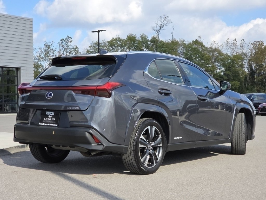 Certified 2022 Lexus UX 250h w/ Luxury Package image 27