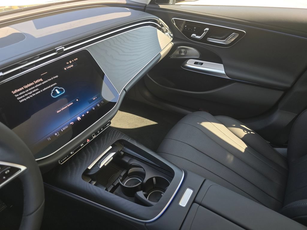 New 2027 Mercedes-Benz E 350 4MATIC Sedan image 30