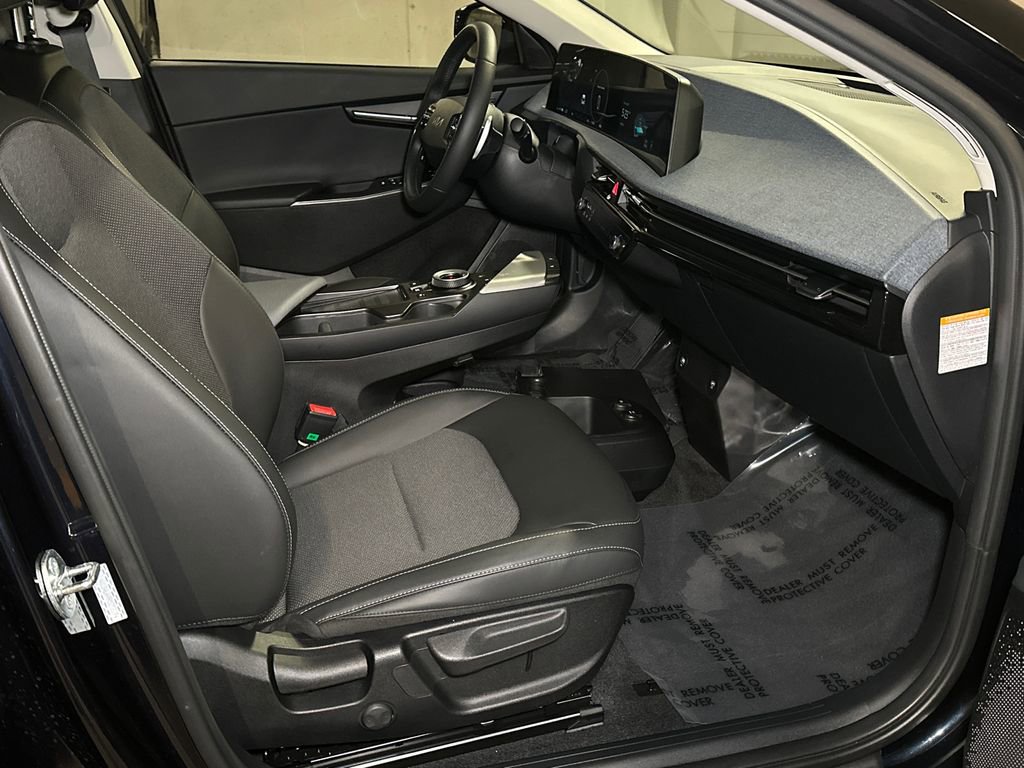 Certified 2024 Kia EV6 Light image 11