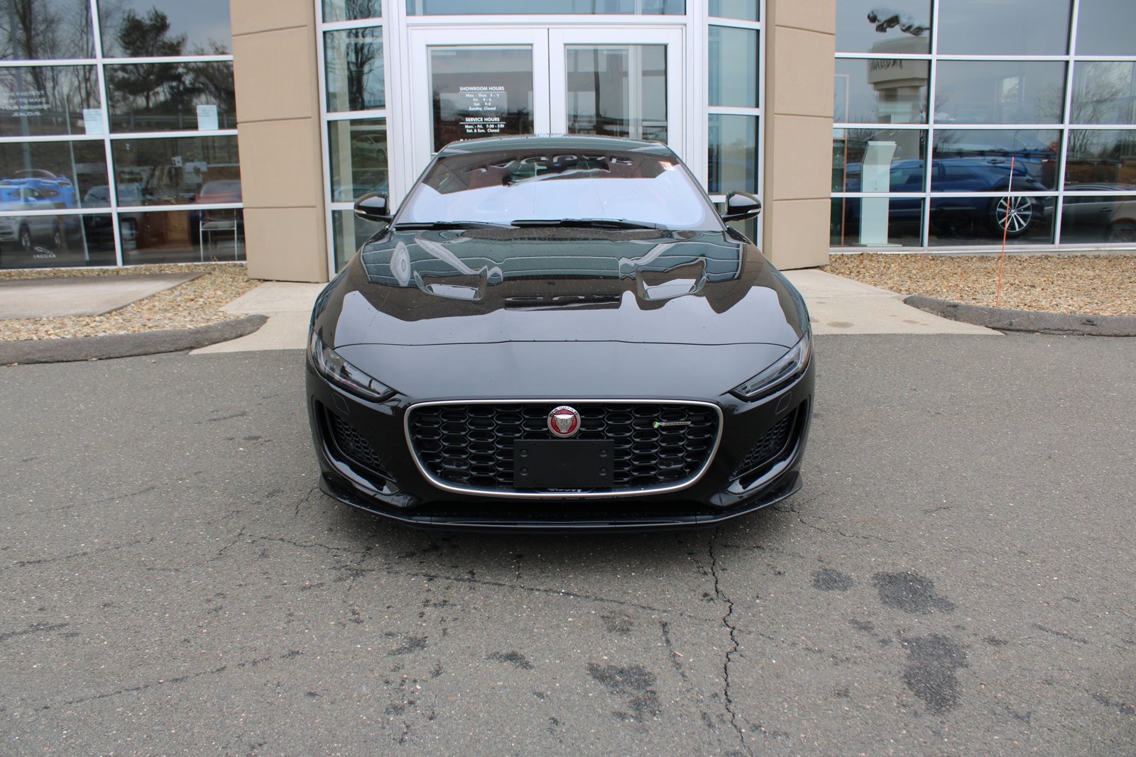 New 2023 Jaguar F-TYPE R-Dynamic image 6