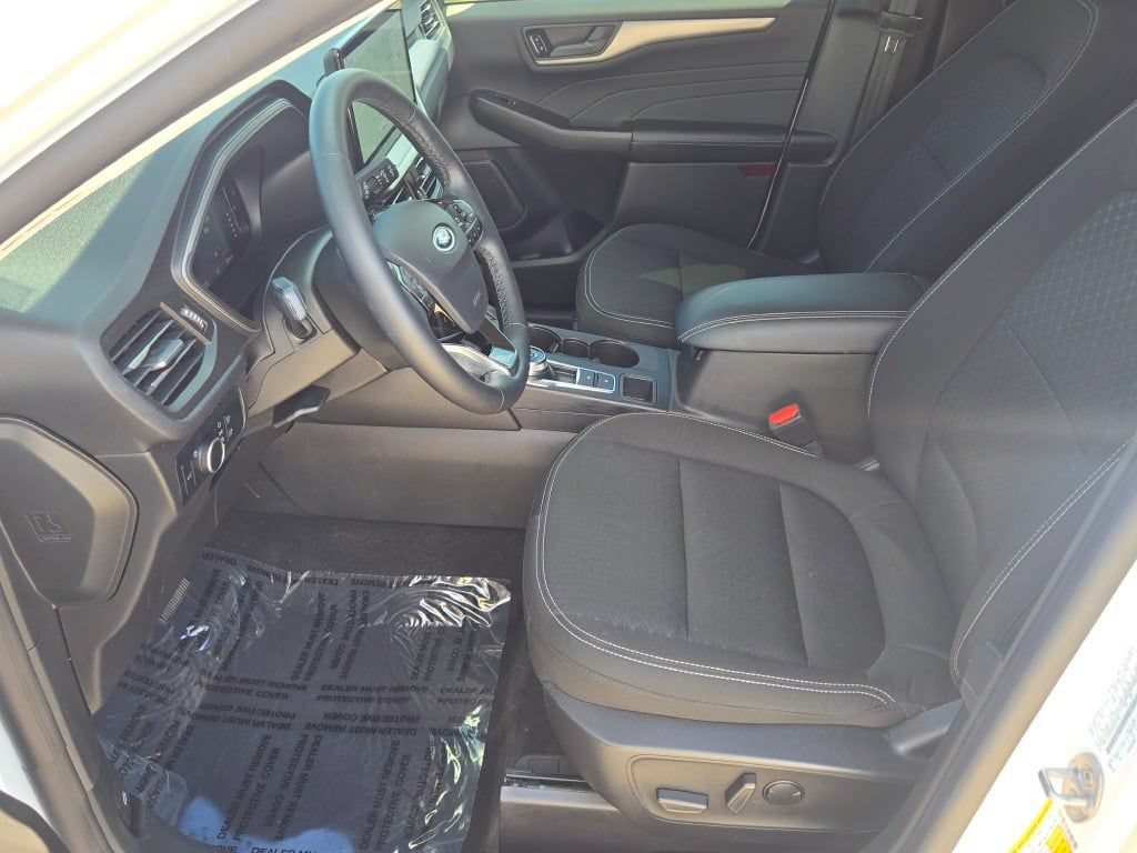Used 2024 Ford Escape Active w/ Tech Pack #1 AWD/4WD image 21