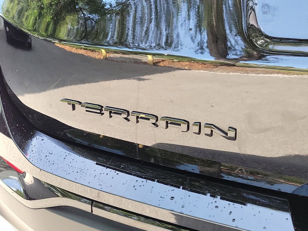 Used 2023 GMC Terrain SLE w/ Driver Convenience Package FWD image 29