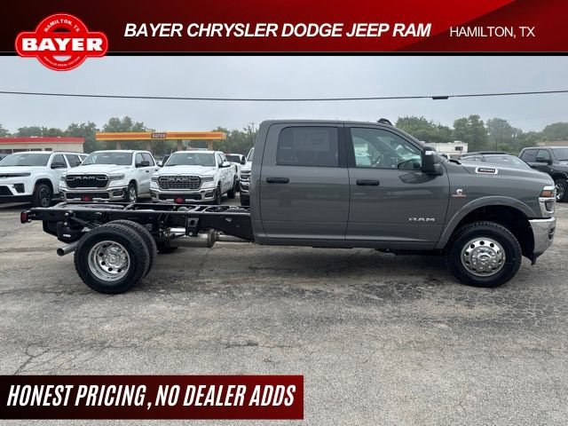 New 2026 RAM 3500 Big Horn AWD/4WD image 7