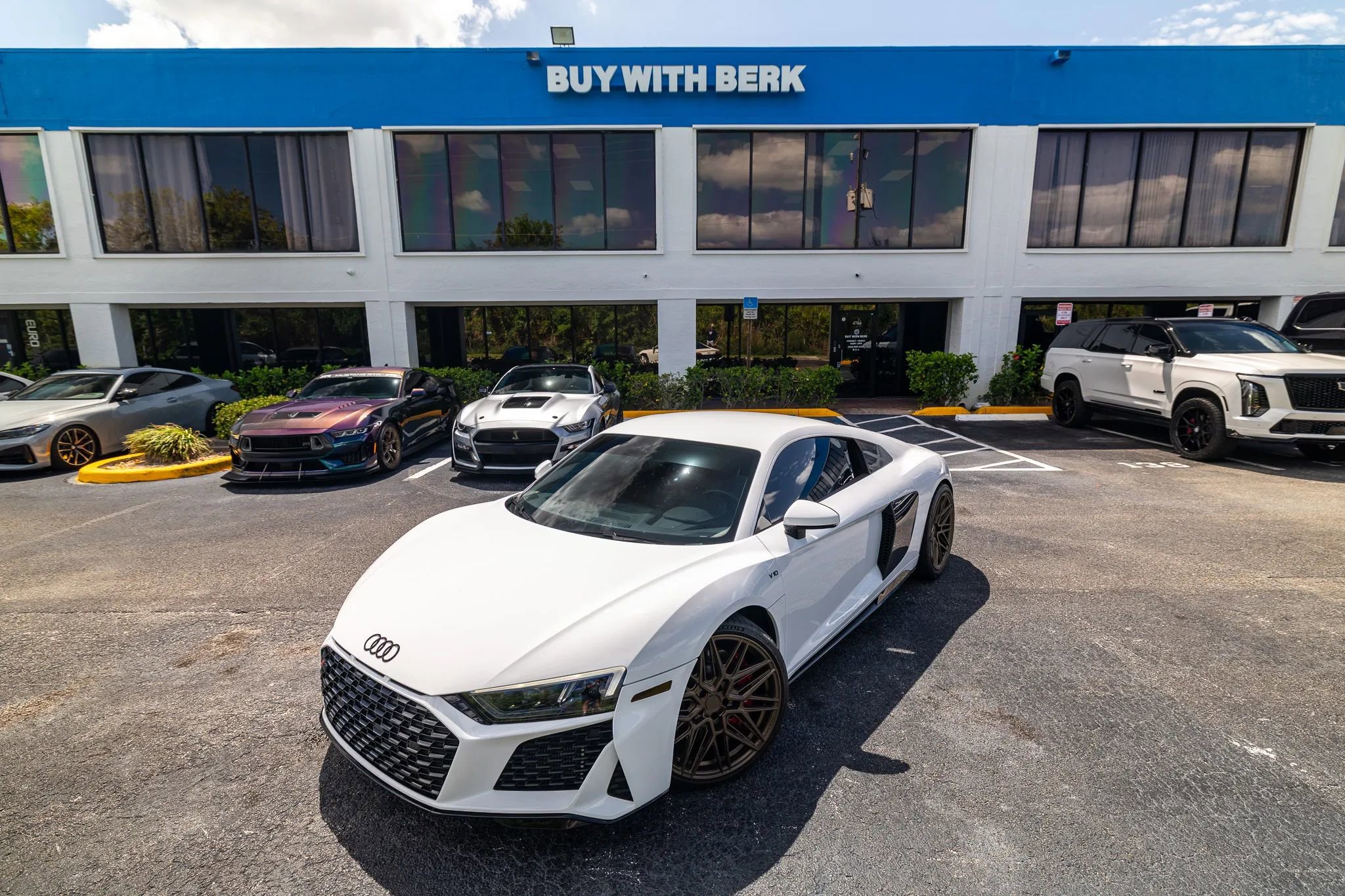 Used 2023 Audi R8 V10 performance RWD image 4