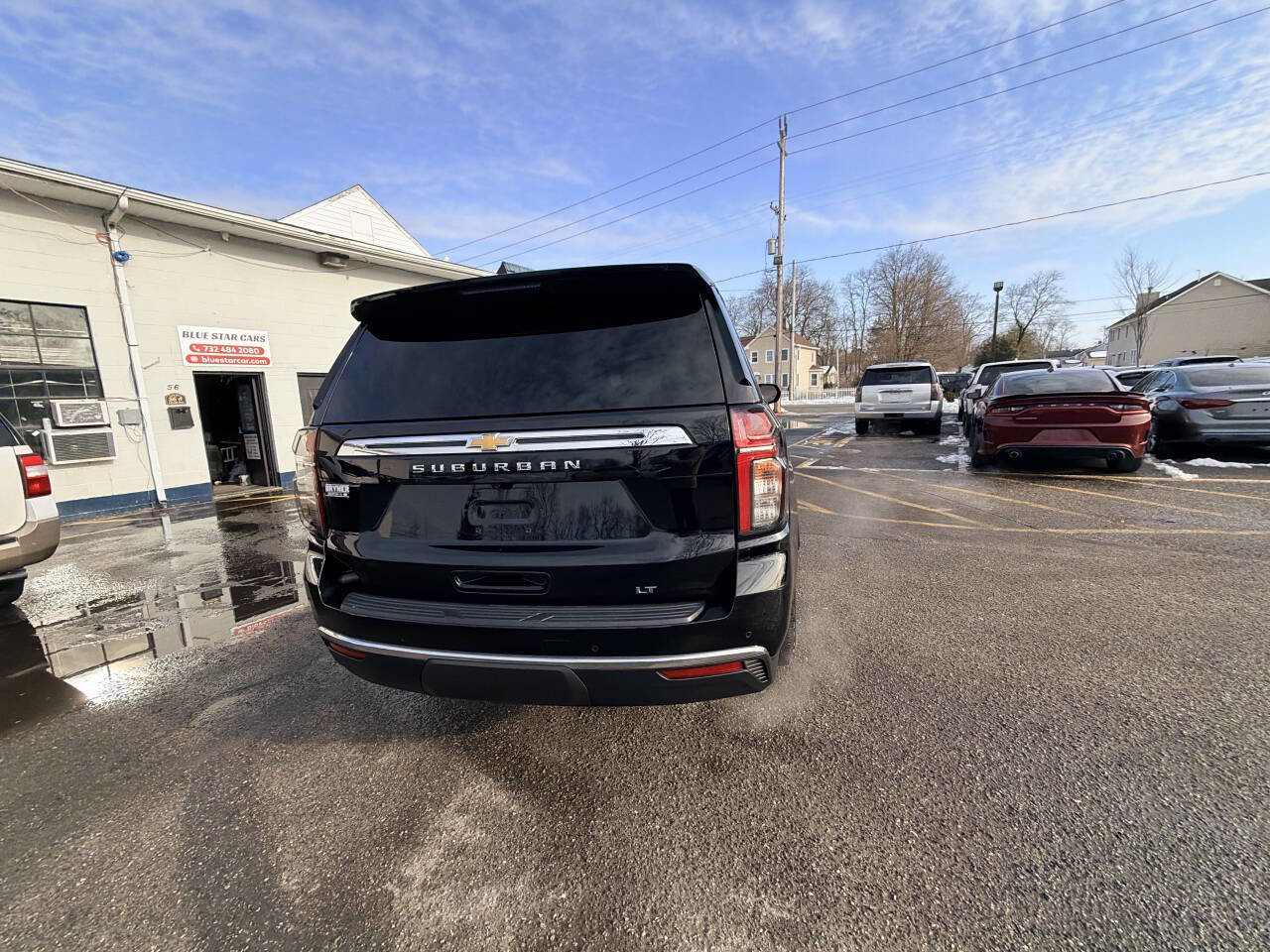 Used 2022 Chevrolet Suburban LT image 23