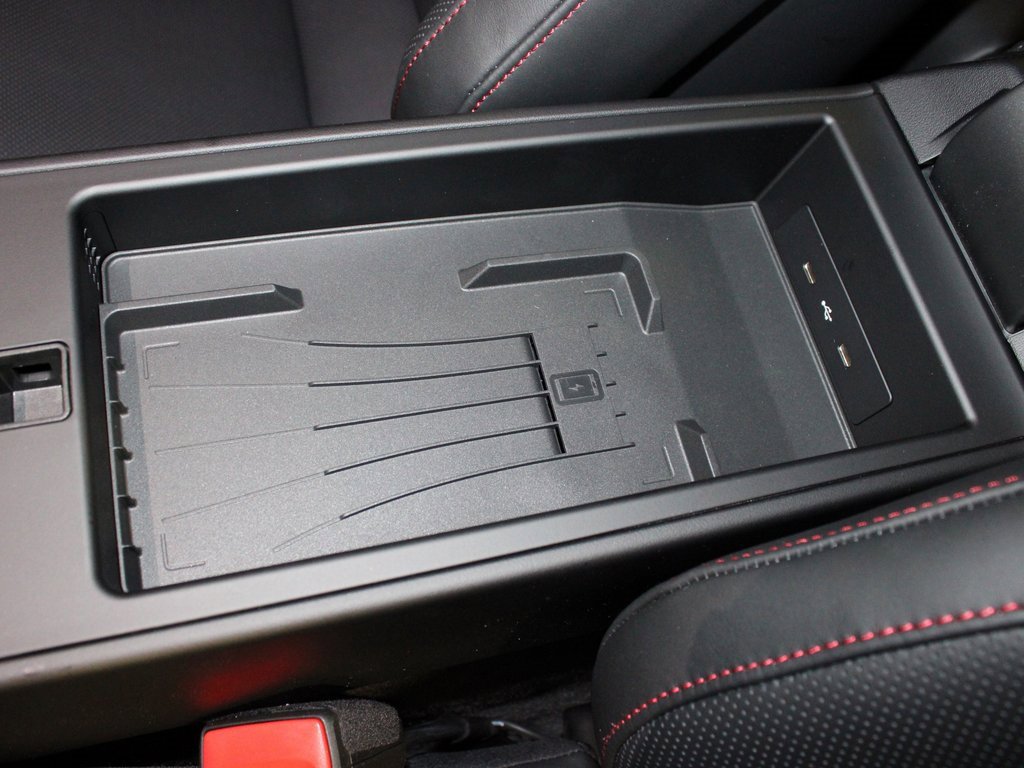 Used 2025 Porsche 911 Carrera 4 GTS image 35