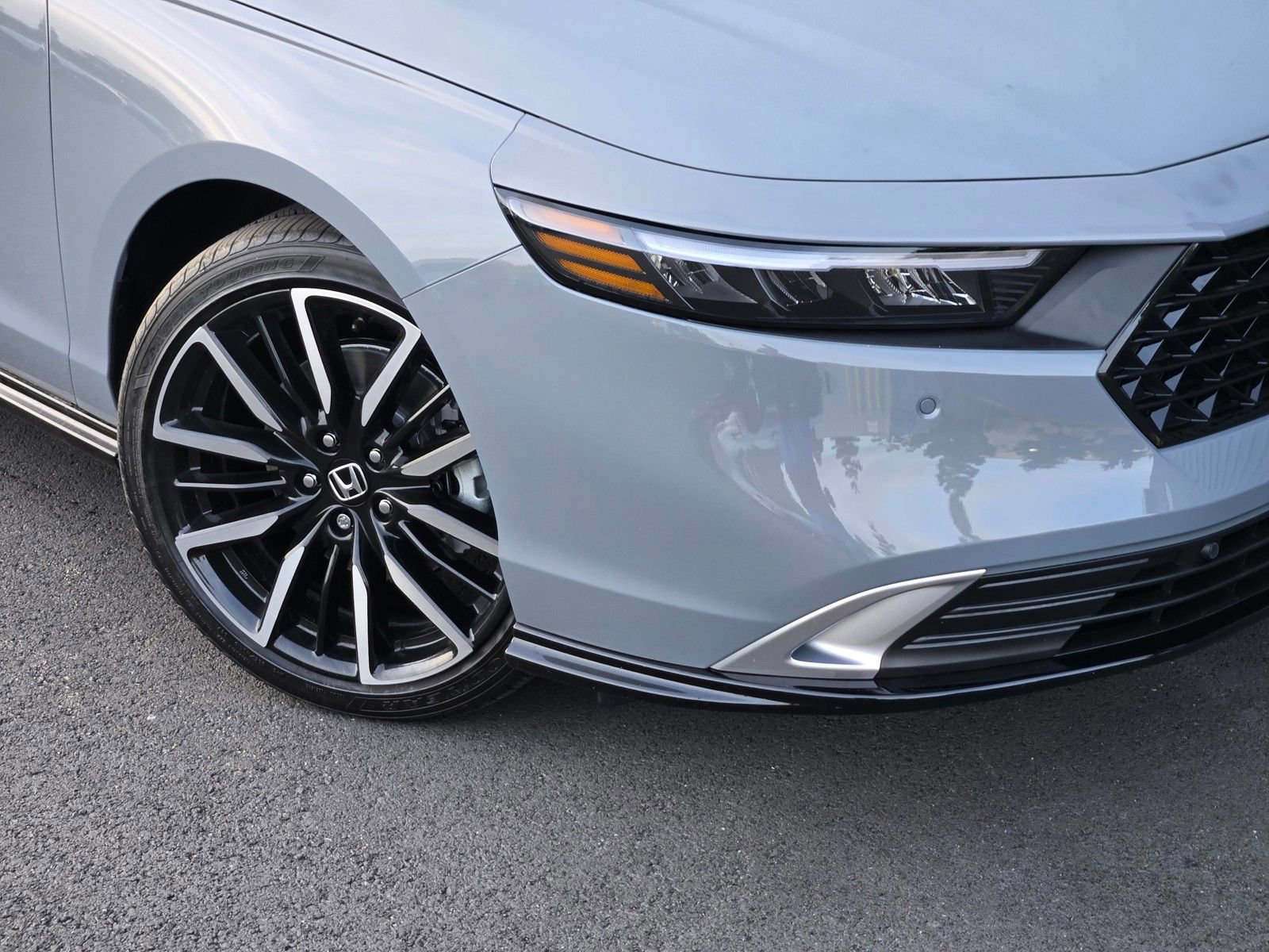 New 2026 Honda Accord Touring image 9