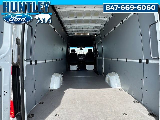 Used 2023 Mercedes-Benz Sprinter 2500 image 10