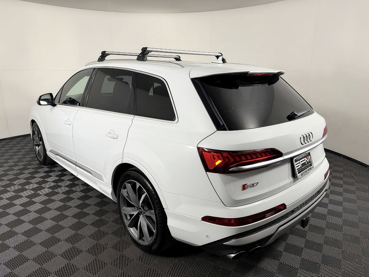 Used 2021 Audi SQ7 Premium Plus w/ Driver Assistance Package AWD/4WD image 17
