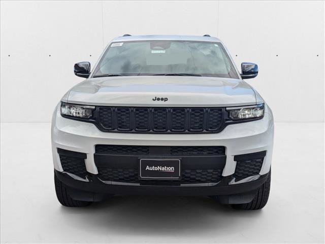 New 2025 Jeep Grand Cherokee L Laredo image 6