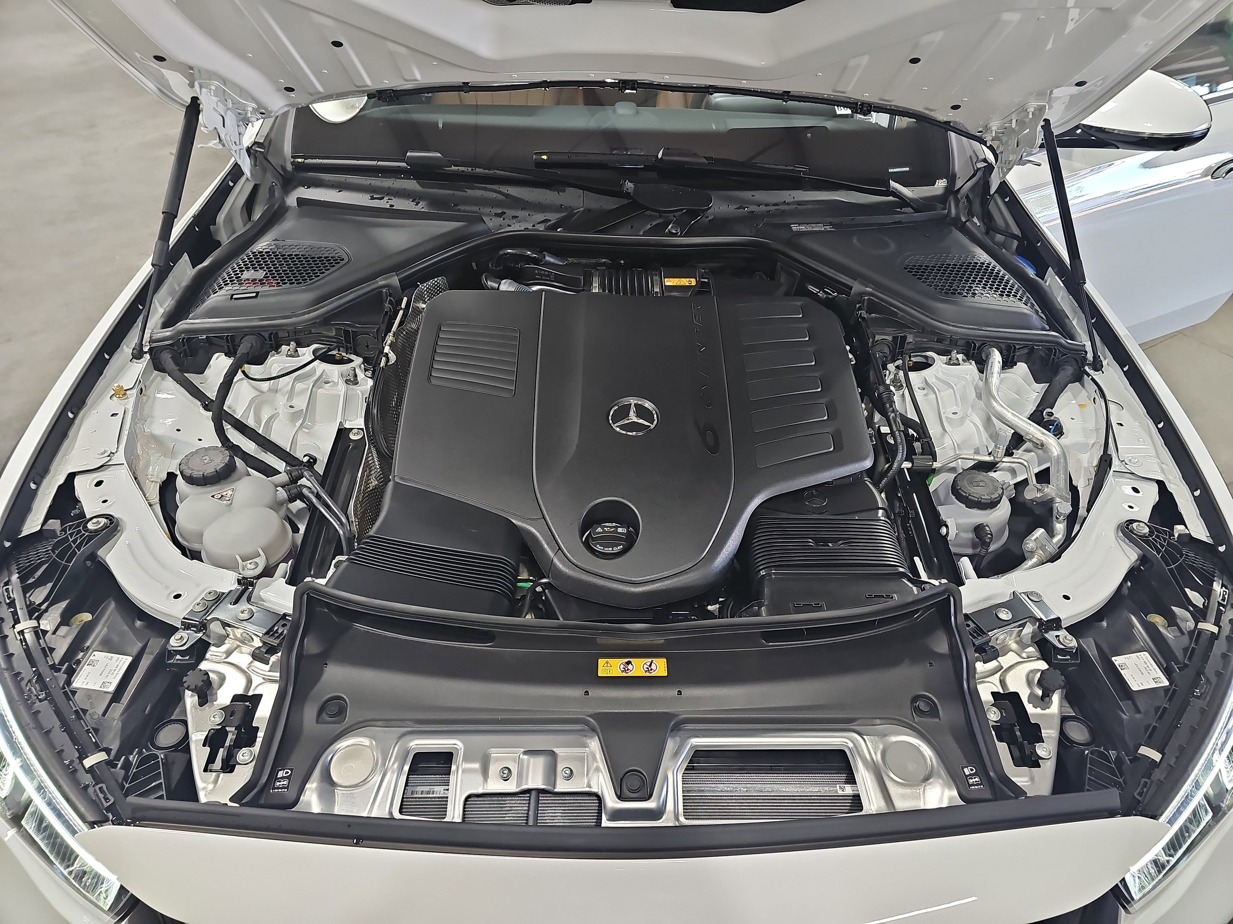 New 2026 Mercedes-Benz E 450 4MATIC All-Terrain Wagon image 33