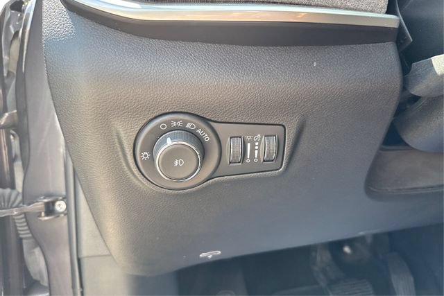 Used 2024 Jeep Compass Latitude AWD/4WD image 17