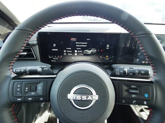 New 2026 Nissan Kicks SR w/ Cold Weather Package AWD/4WD image 11