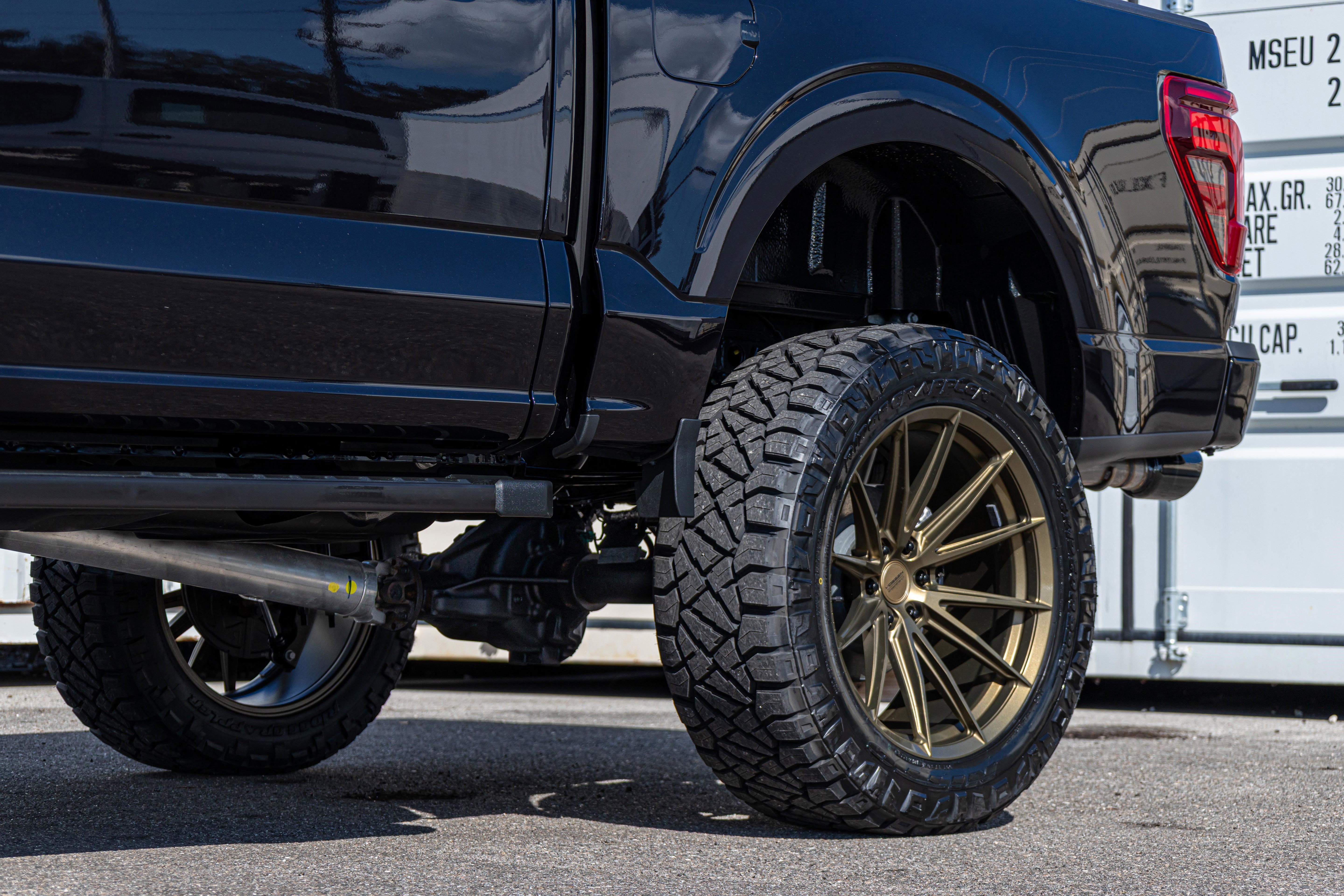 New 2025 Ford F150 Lariat w/ Equipment Group 501A Mid image 42