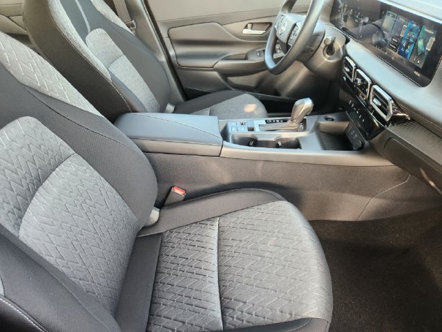 New 2027 Nissan Sentra SV w/ Floor Mat Package FWD image 13