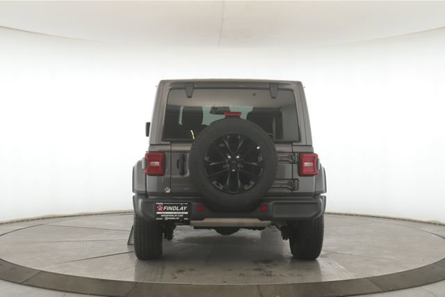 Used 2025 Jeep Wrangler Unlimited Sahara image 11