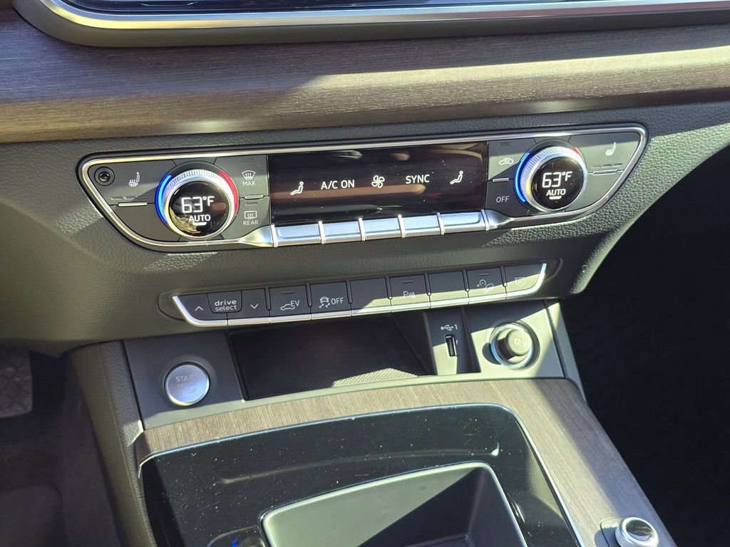 Used 2022 Audi Q5 e Premium image 24