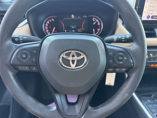 Used 2023 Toyota RAV4 LE image 18