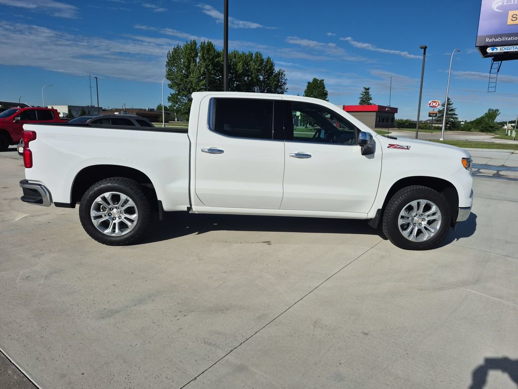 New 2026 Chevrolet Silverado 1500 LTZ w/ LTZ Premium Package AWD/4WD image 6