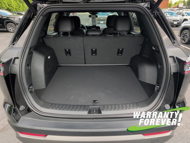 New 2026 Chevrolet Equinox LT w/ Convenience Package II FWD image 17