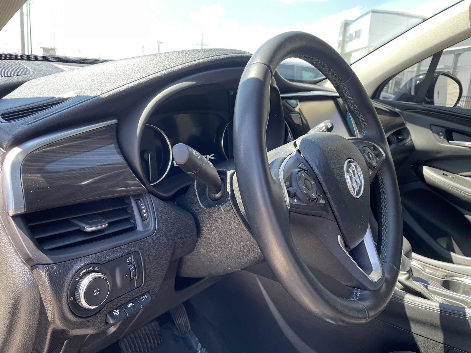 Used 2020 Buick Envision Premium w/ Driver Confidence Package image 20