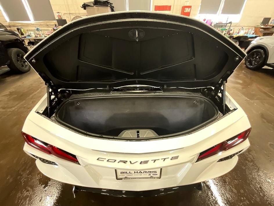 New 2027 Chevrolet Corvette Stingray Convertible w/ 1LT RWD image 14