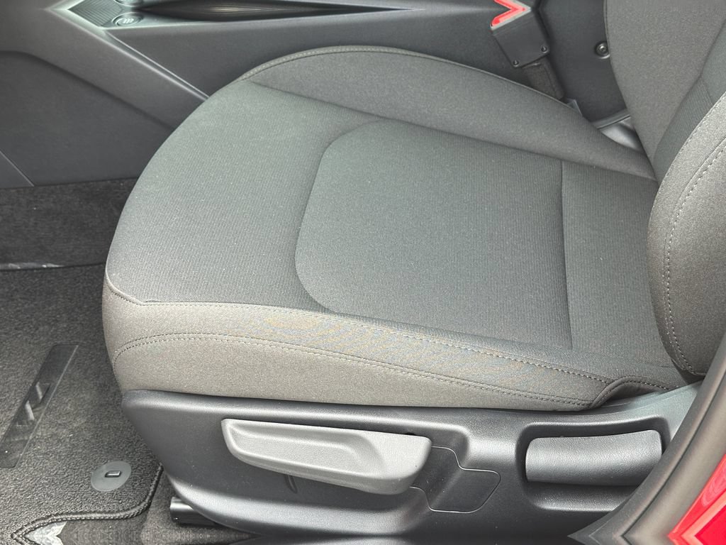 New 2026 Kia K4 FWD image 15