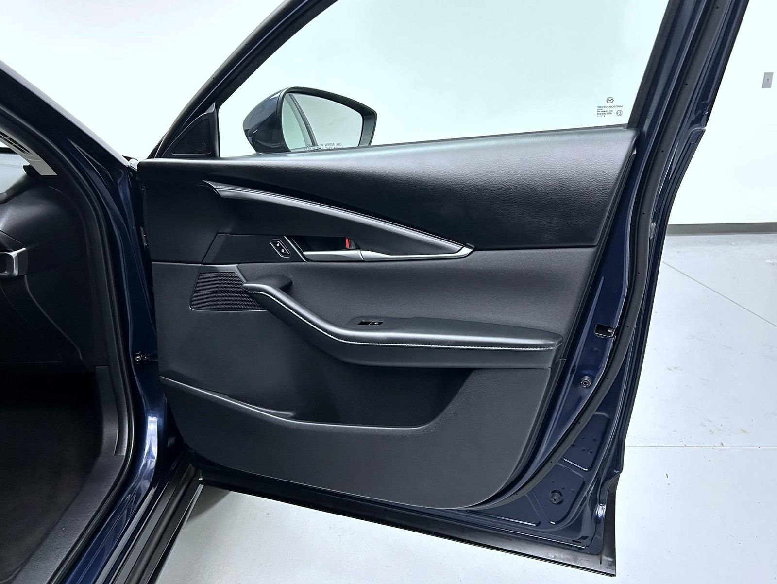 Certified 2023 MAZDA CX-30 AWD 2.5 S image 16