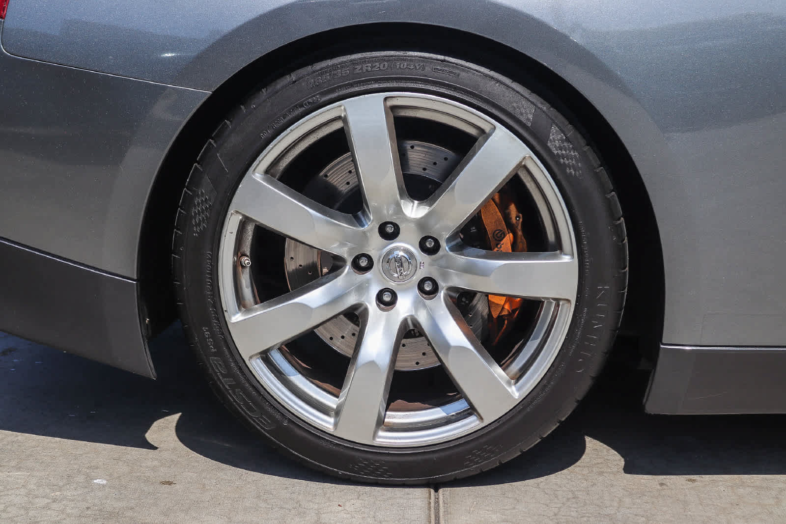 Used 2009 Nissan GT-R Premium AWD/4WD image 8