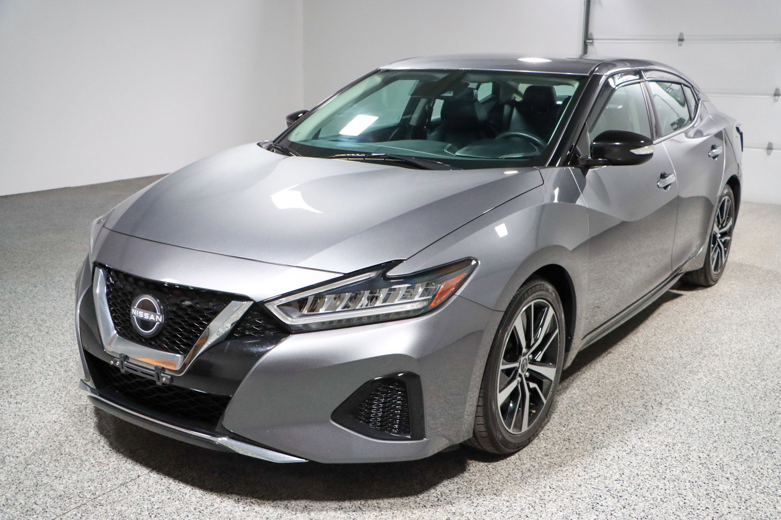 Used 2023 Nissan Maxima SV w/ Floor Mat Group image 29