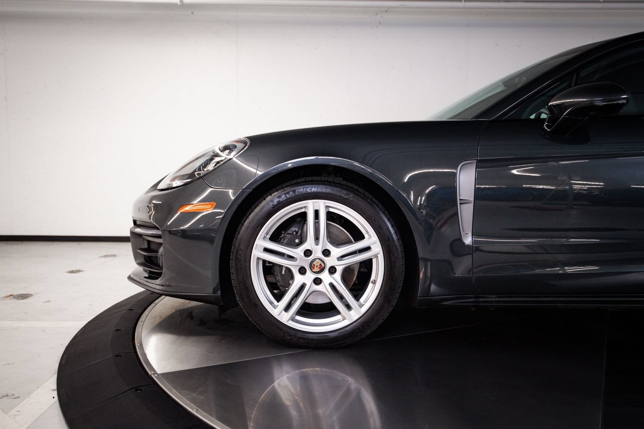 Certified 2023 Porsche Panamera 4 Platinum Edition AWD/4WD image 11