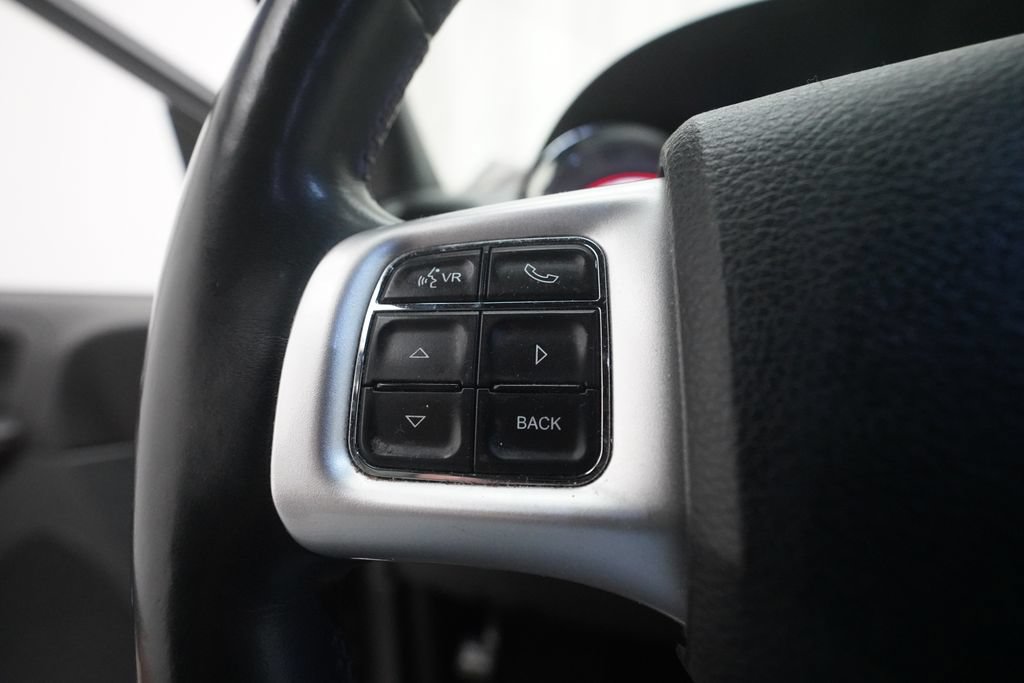 Used 2018 Dodge Grand Caravan GT FWD image 19
