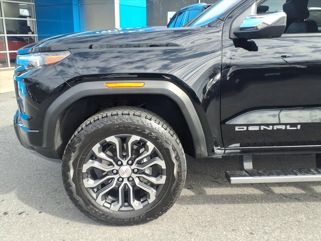 Certified 2024 GMC Canyon Denali image 6