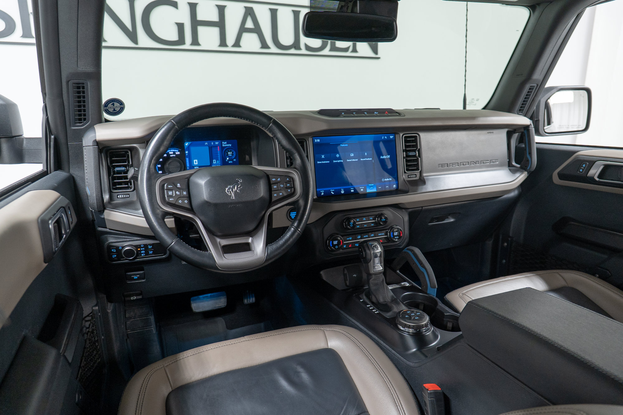 Used 2024 Ford Bronco Wildtrak AWD/4WD image 18