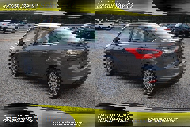 Used 2014 Ford Focus Titanium image 12