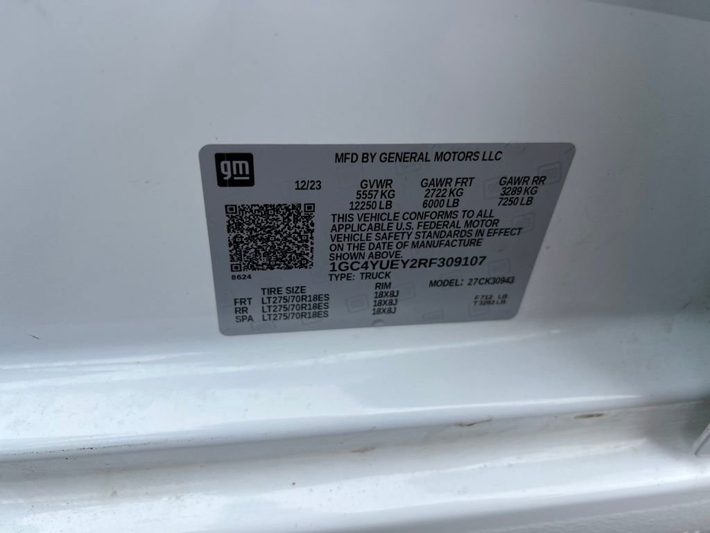 Used 2024 Chevrolet Silverado 3500 LTZ w/ LTZ Convenience Package image 17