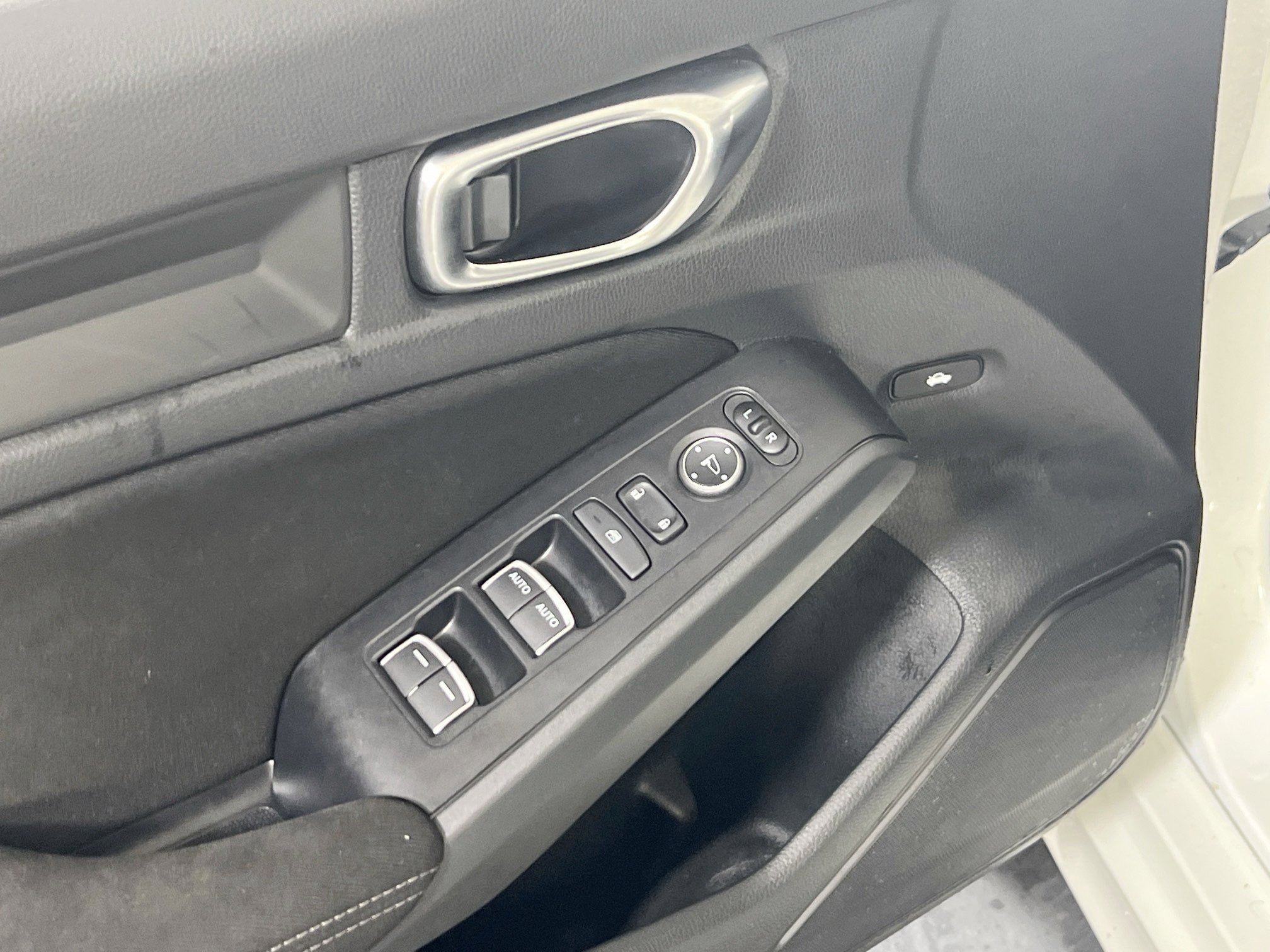 Used 2022 Honda Civic Sport image 17