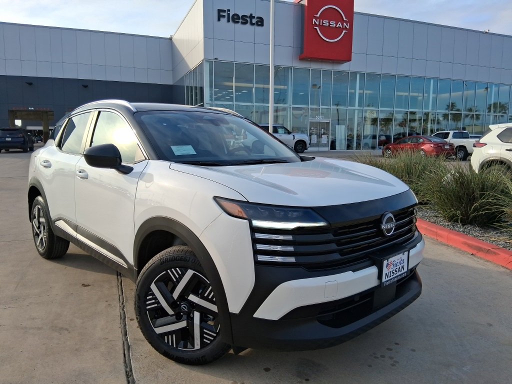 New 2026 Nissan Kicks SV image 1