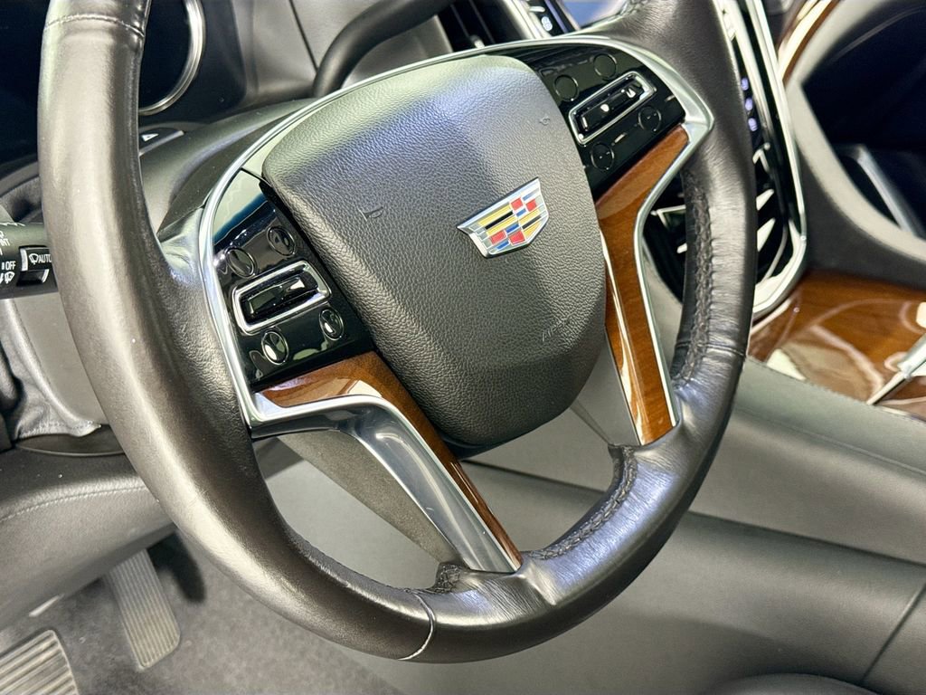 Used 2019 Cadillac Escalade ESV Luxury image 20