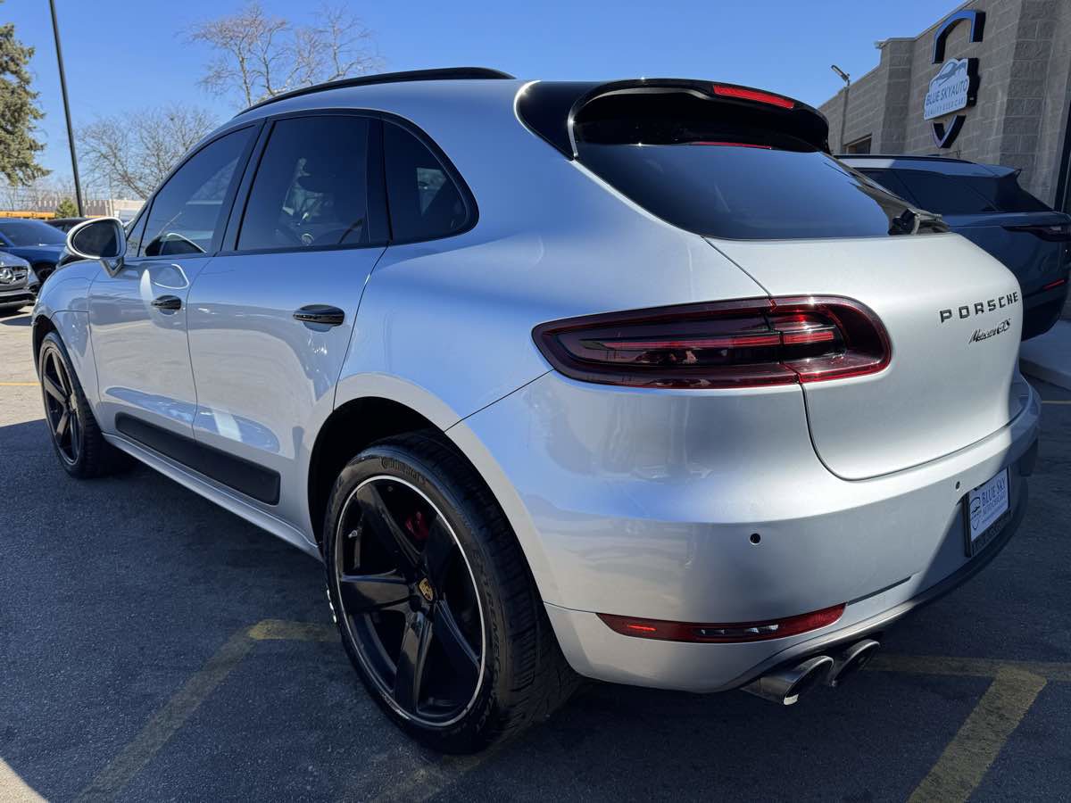 Used 2017 Porsche Macan GTS AWD/4WD image 7