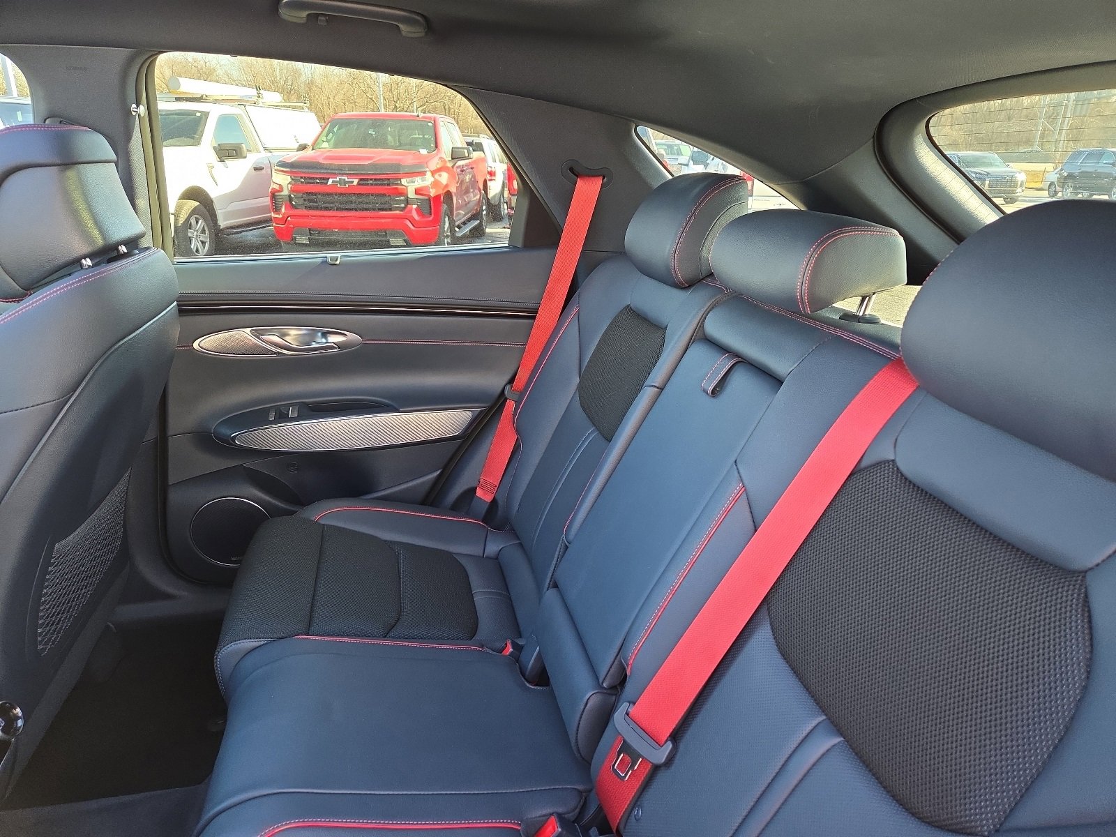 Used 2023 Genesis GV70 2.5T w/ Sport Prestige Package image 10