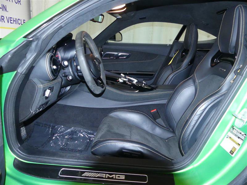 Used 2018 Mercedes-Benz AMG GT R image 22