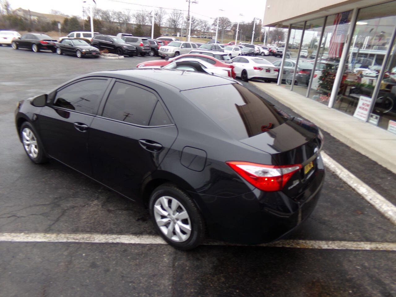 Used 2015 Toyota Corolla LE FWD image 56