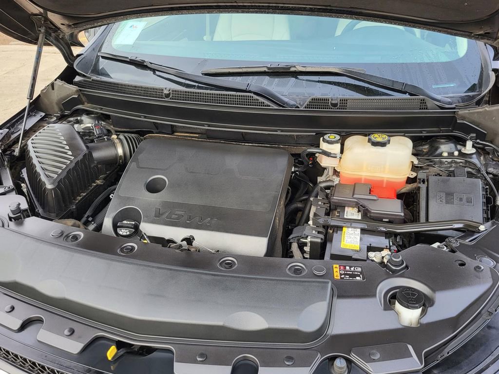 Used 2023 Buick Enclave Essence w/ Sport Touring Edition image 33