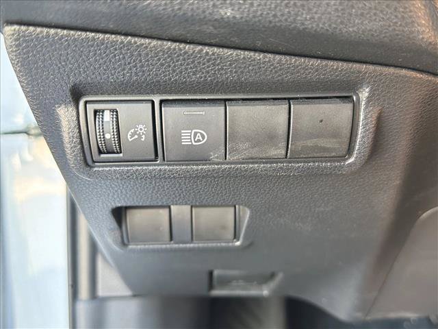 Used 2022 Toyota Corolla Cross LE FWD image 12