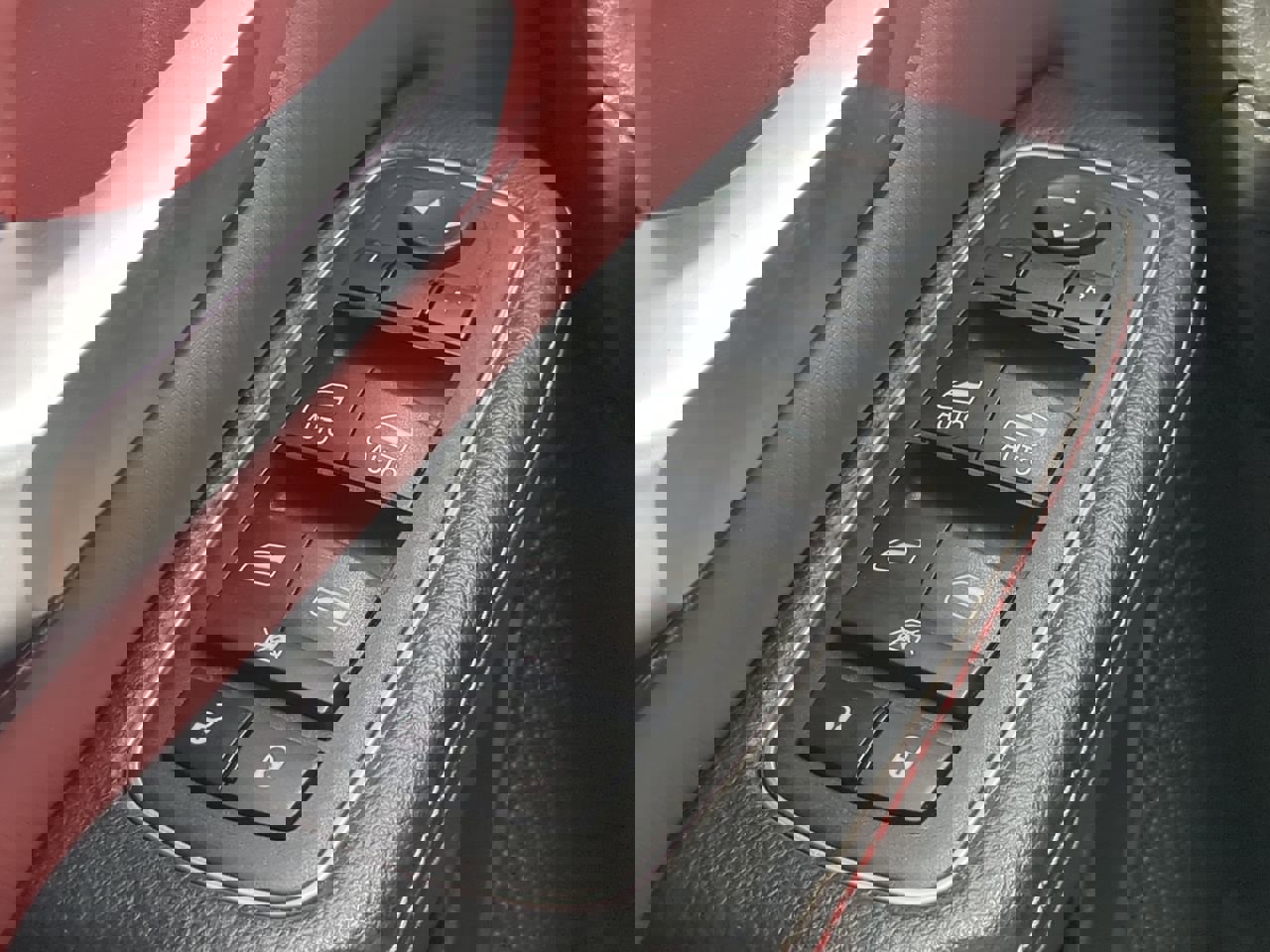 Used 2024 RAM 1500 Rebel image 23