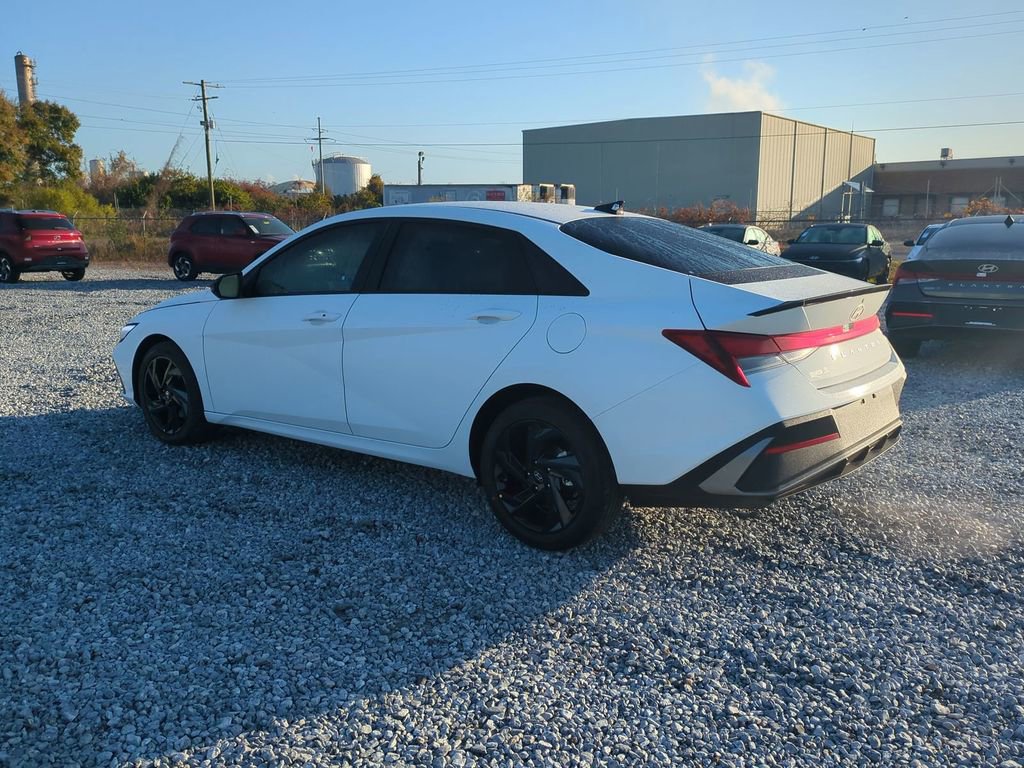 New 2026 Hyundai Elantra Sport image 7